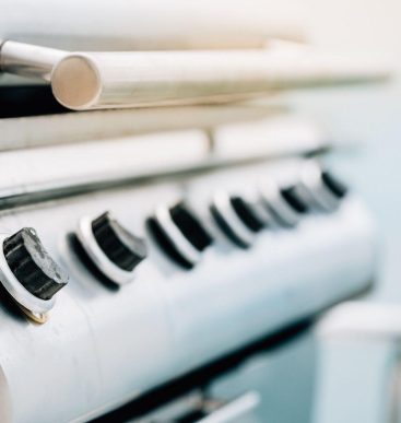 close-up-focus-barbeque-steel-gas-stove-knob-2026-03-24-08-56-57-utc (1)